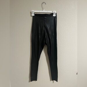 Commando faux leather leggings size medium